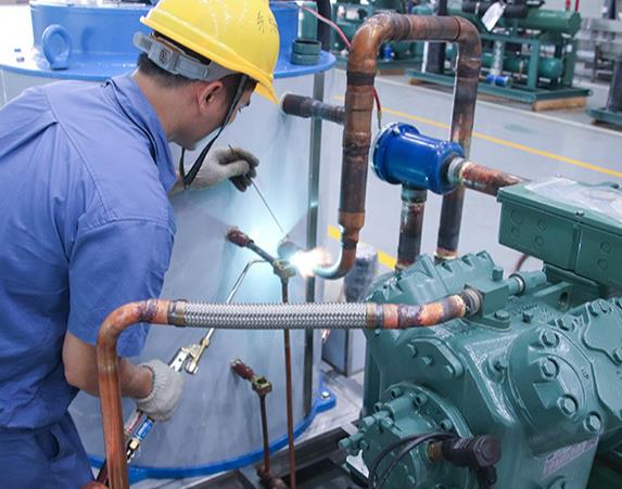 20噸直冷式塊冰機有多重，工作原理是什么