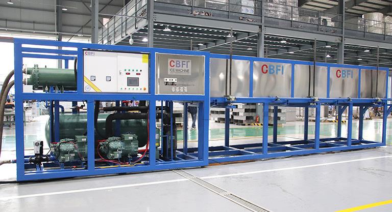 一臺(tái)制冰機(jī)的投資不僅僅是購(gòu)買設(shè)備的費(fèi)用