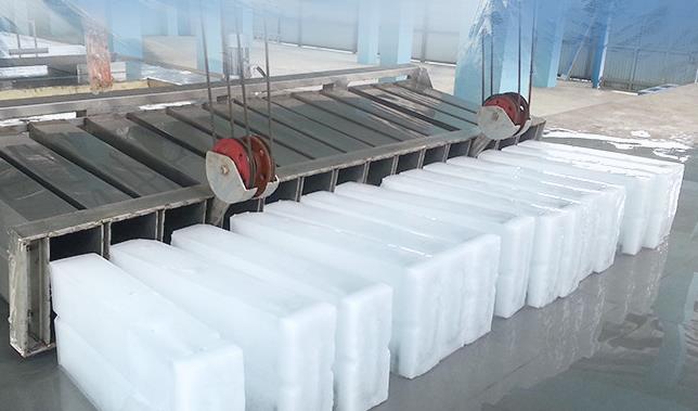 大型工業(yè)制冰機(jī)30噸價(jià)格是多少 大型工業(yè)制冰機(jī)30噸價(jià)格是多少