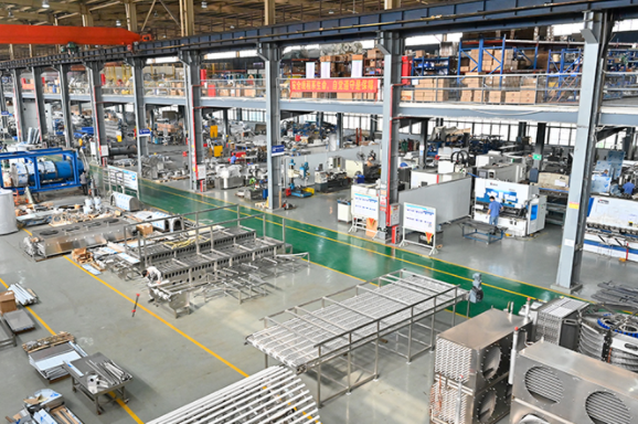 我們擁有現(xiàn)代化的生產(chǎn)基地、先進的生產(chǎn)設(shè)備以及一支經(jīng)驗豐富的技術(shù)團隊