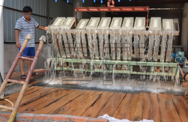 市場(chǎng)上一線品牌的大型制冰機(jī)能效比普遍較高 市場(chǎng)上一線品牌的大型制冰機(jī)能效比普遍較高